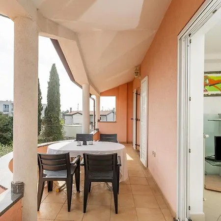 Apartments With Parking Space Rozac, Umag - 27272 Διαμέρισμα Ουμάγκ